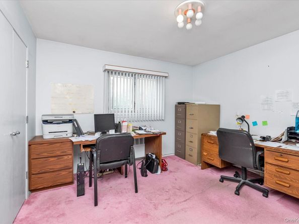 895 Cherry Lane, North Woodmere NY 11581