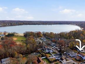 56 Eastview Road, Ronkonkoma NY 11779