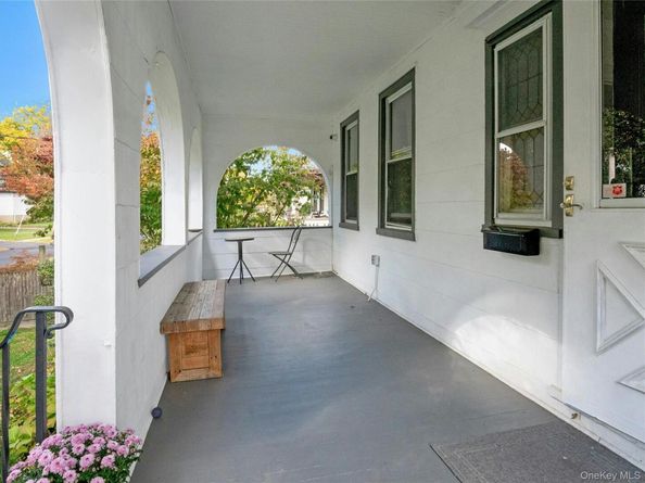 46 Meadow Lane, New Rochelle NY 10805