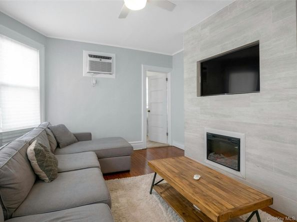 46 Meadow Lane, New Rochelle NY 10805