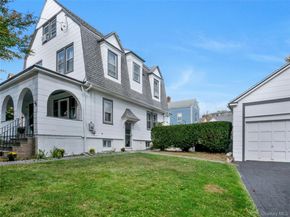 46 Meadow Lane, New Rochelle NY 10805