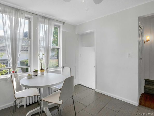 46 Meadow Lane, New Rochelle NY 10805