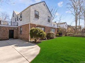 8 Plymouth Road, Great Neck NY 11023