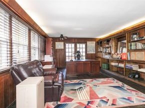 8 Plymouth Road, Great Neck NY 11023