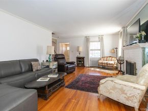 8 Plymouth Road, Great Neck NY 11023