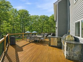 2 Hemlock Rise, Armonk NY 10504