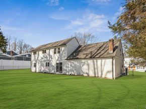 83 Thoreau Court, Yorktown Heights NY 10598