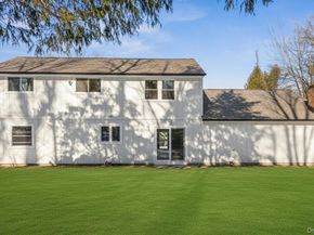 83 Thoreau Court, Yorktown Heights NY 10598