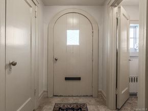 109 Wickham Road, Garden City NY 11530