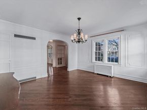 109 Wickham Road, Garden City NY 11530