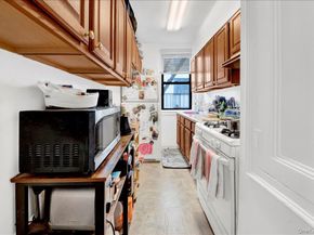 7 Greenridge Avenue B8, White Plains NY 10601