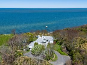 4105 Soundview Avenue, Mattituck NY 11952