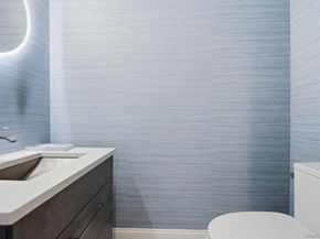 8 Wimbledon Court, Jericho NY 11753