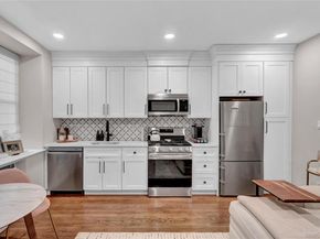 25 W Broadway 110, Long Beach NY 11561