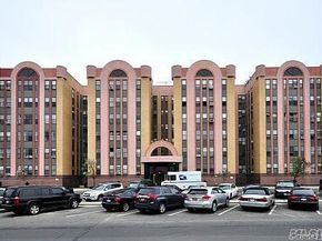 25 W Broadway 110, Long Beach NY 11561