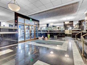 25 W Broadway 110, Long Beach NY 11561