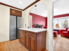 28 Spruce Street, New Rochelle NY 10805