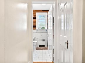 28 Spruce Street, New Rochelle NY 10805