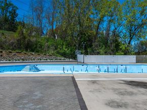 1853 Central Park Avenue 10E, Yonkers NY 10710