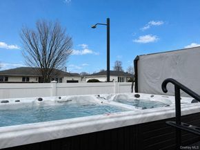 568 Plainview Road, Plainview NY 11803