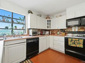 16 Brian Court, Northport NY 11768