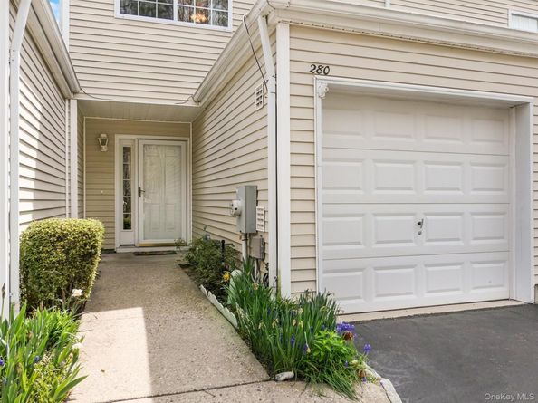 280 Ranch Circle 280, Manorville NY 11949