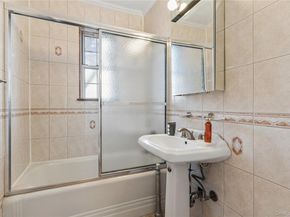 150 Burns Street 3F, Forest Hills NY 11375