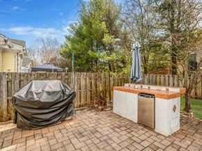 4 Alexandra Drive, Middle Island NY 11953