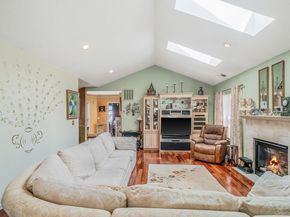 4 Alexandra Drive, Middle Island NY 11953
