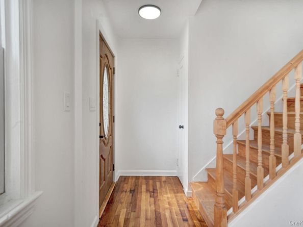 77 Spencer Street, Farmingdale NY 11735