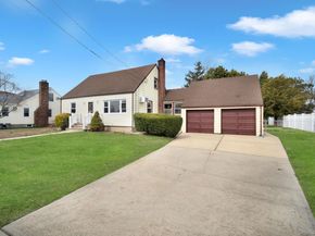 77 Spencer Street, Farmingdale NY 11735