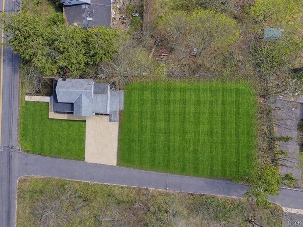 80 Swezey Street, Patchogue NY 11772