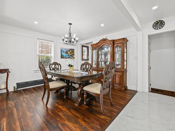 6 Dubonnet Road, Valley Stream NY 11581