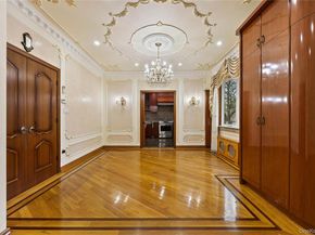 8042 168th Street, Fresh Meadows NY 11432
