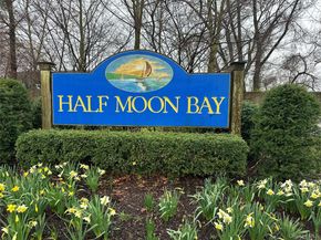420 Half Moon Bay Drive, Croton-on-Hudson NY 10520