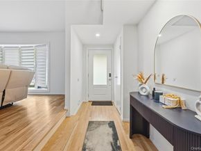 23 Geoffrey Lane, Hewlett NY 11557