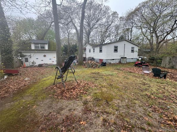 11 Arverne Road, Sound Beach NY 11789