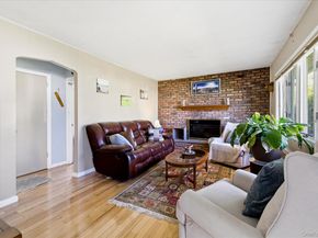 34 Seabreeze Road, Massapequa NY 11758