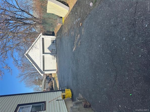 37 Maple Avenue, Hempstead NY 11550