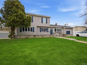 32 Landscape Drive, Wheatley Heights NY 11798