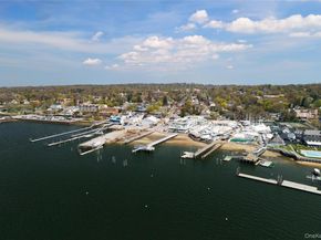 433 Main Street 212, Port Washington NY 11050