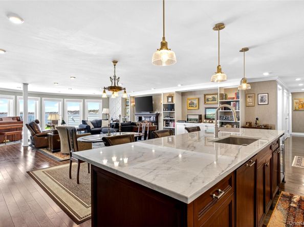 433 Main Street 212, Port Washington NY 11050