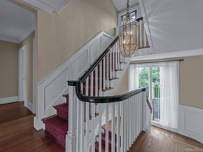 44 Arbor Place, Glen Cove NY 11542