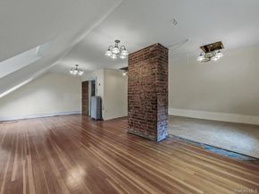 44 Arbor Place, Glen Cove NY 11542