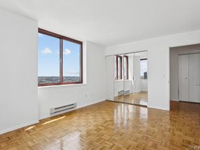 4-74 48th Avenue 35F, Long Island City NY 11109