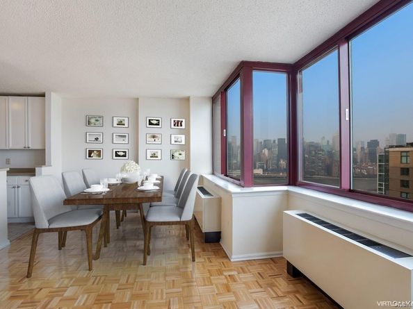 4-74 48th Avenue 35F, Long Island City NY 11109