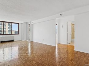 4-74 48th Avenue 35F, Long Island City NY 11109