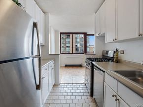 4-74 48th Avenue 35F, Long Island City NY 11109