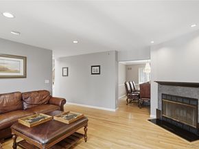 30 Ediths Way, Hastings-on-Hudson NY 10706