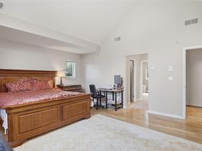 30 Ediths Way, Hastings-on-Hudson NY 10706